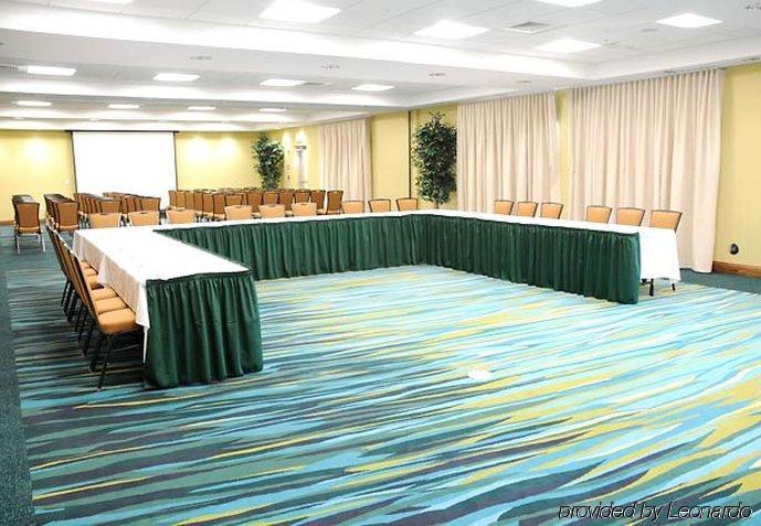 Springhill Suites By Marriott Charlotte Ballantyne Ανέσεις φωτογραφία